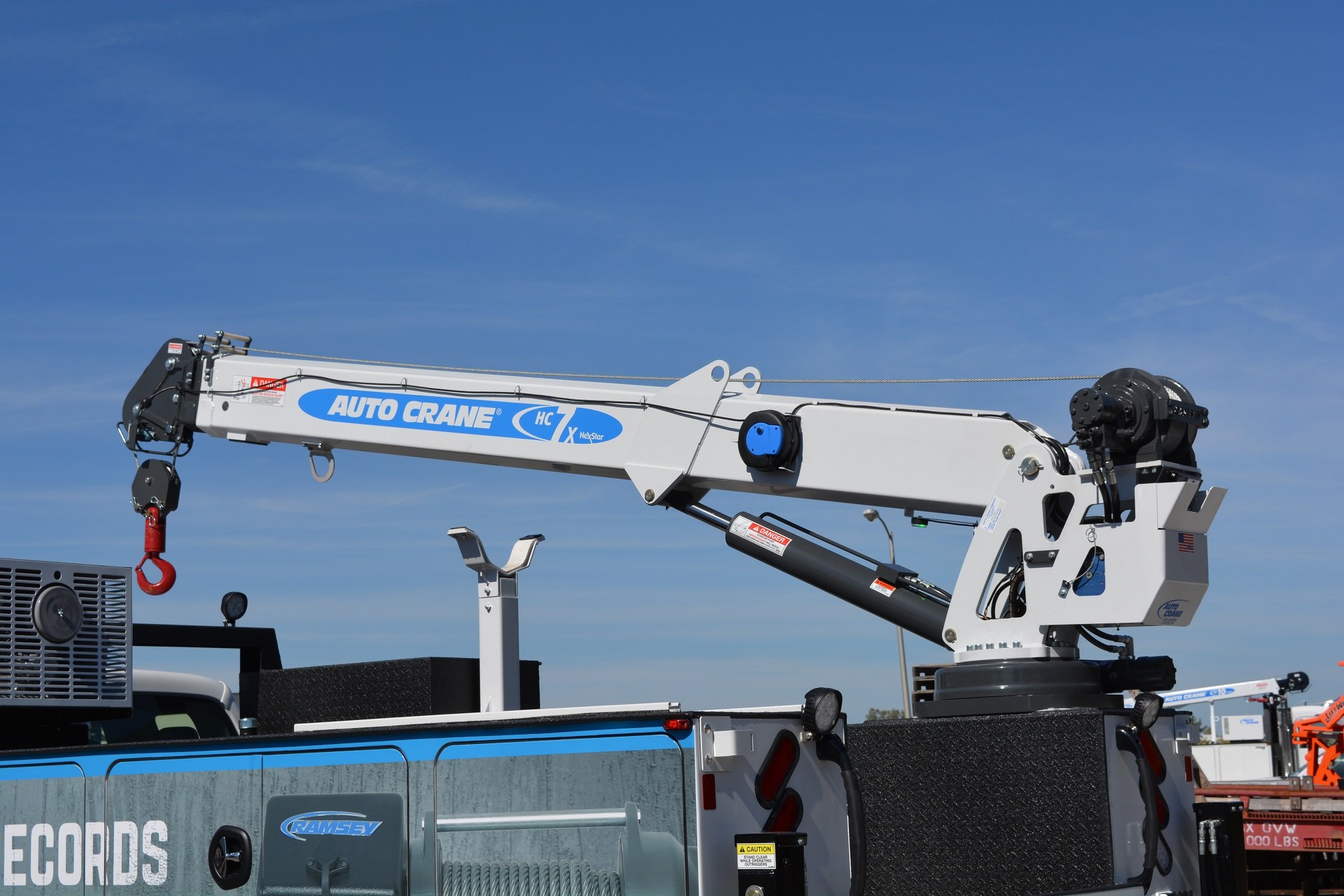 How Auto Crane Wireless Remotes Improve Efficiency and Safety at United States Jobsites